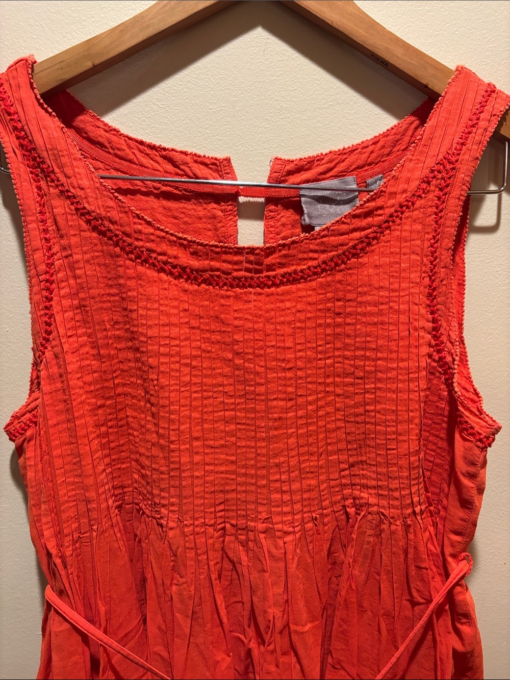 Sleeveless Textured Tunic Top in Bright Coral